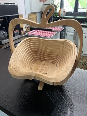 Natural Bamboo Apple-Shaped Serving Bowl